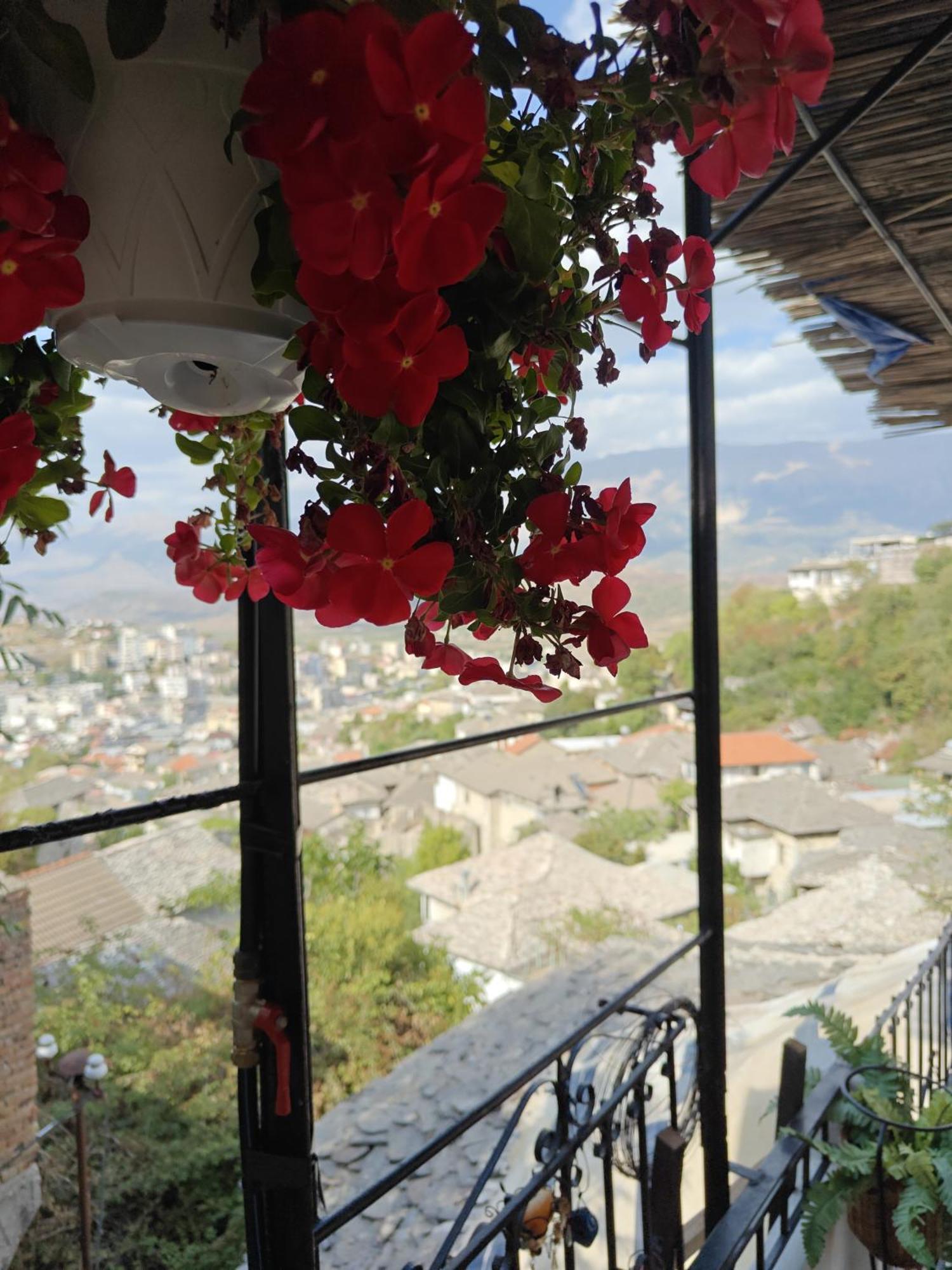 Guest House Emily Gjirokaster Exterior photo